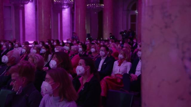 Die Filmzusammenfassung vom Festakt "20 Jahre Pink Ribbon in Österreich" смотреть онлайн