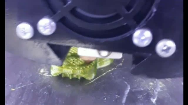 3D принтер Epo3d+. Печать пластиком PETG.