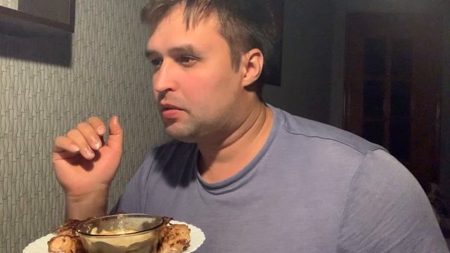Шашлыки и сметанно-соевый соус Хайнц с классным лимонадом за 55 рупий MUKBANG МУКБАНГ смотреть онлайн