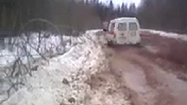 Спешим на помощь. (Дорога на Борок Никольский район) смотреть онлайн