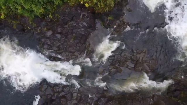 Waterfall by Willie K, Road to Hana Maui - Starwelcome Drone Views смотреть онлайн