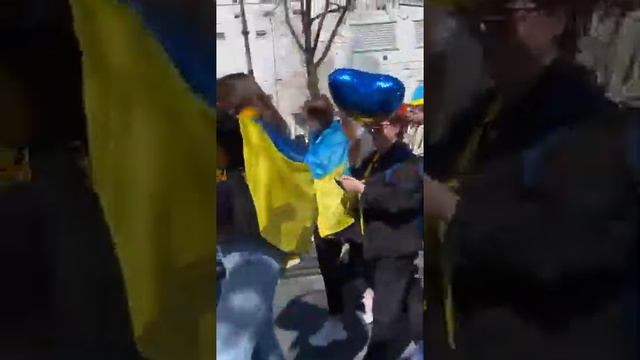 неадекватные украинские бешенцы смотреть онлайн