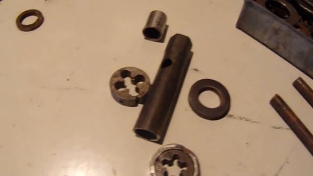 Плашкодержатель своими руками.Труднодоступных местах смотреть онлайн