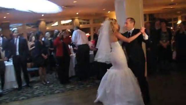 Eli & Jenny Benson's Wedding Dance смотреть онлайн