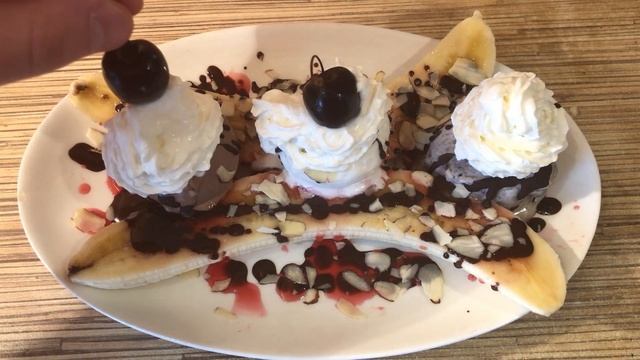 Банановый сплит | Banana split смотреть онлайн