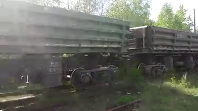 2М62У-0204А с думпкарами. Станция Запсковье. смотреть онлайн