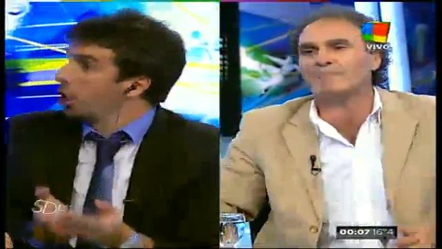 Show del futbol: Ruggeri se calienta con azzaro porque dice boludeces 20/4/2014 смотреть онлайн