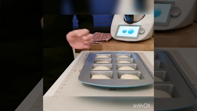 Идеальные булочки к завтраку. Термомикс (Thermomix)ТМ 31/ТМ5/ТМ6/ Форма для булочек от Pampared Che смотреть онлайн
