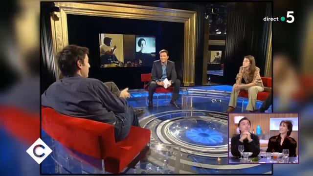 Au dîner avec Charlotte Gainsbourg et Yvan Attal ! - C à Vous - 24/10/2019 смотреть онлайн