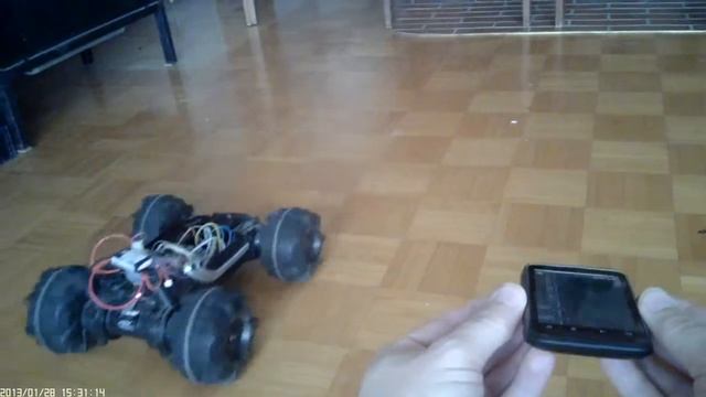 Bluetooth Car build from android, SL4A, python and arduino смотреть онлайн
