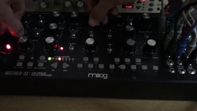 Moog Mother 32 - Hip Hop Funk Jam смотреть онлайн