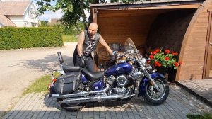 YAMAHA XVS 1100 DRAG STAR (MOTO GURIS)