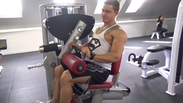 Как накачать ноги. Попа, внутренняя и задняя поверхности бёдер. смотреть онлайн