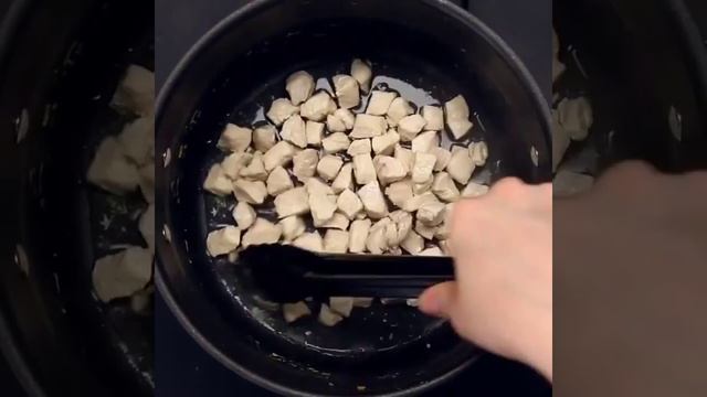 Лапша с яйцом и курицей смотреть онлайн