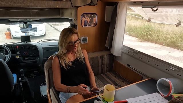 Ep. 235, Gli esami del sangue di Dado, Spagna!!! смотреть онлайн