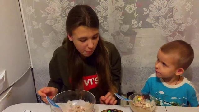 смесь из мороженого смотреть онлайн