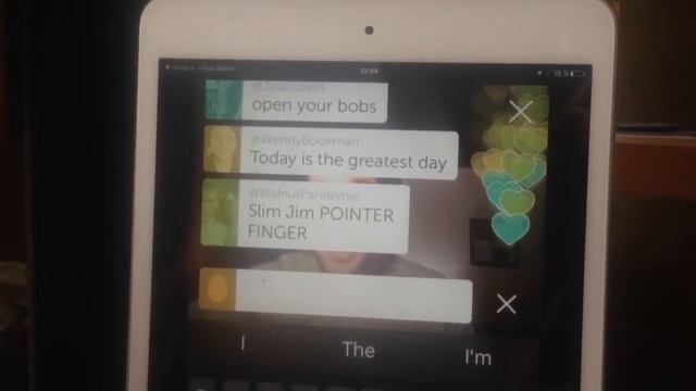 Guy SINGS all comments on Periscope смотреть онлайн