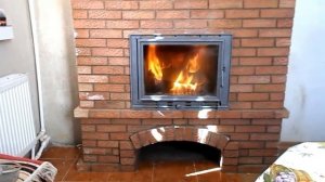 Экономная кирпичная печь с водяным контуром для отопления дома