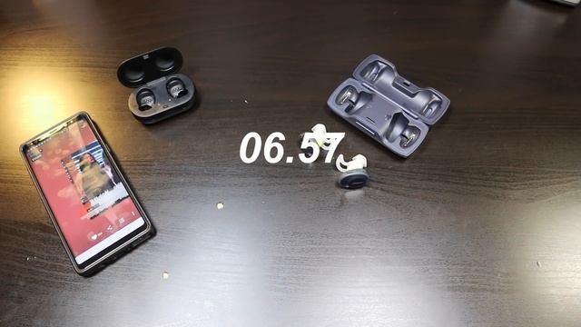 Samsung I-Con X vs Bose SoundSport Free Wireless Earbuds Tournament смотреть онлайн