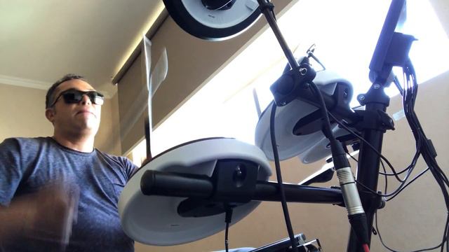 Practica Bateria Roland... Lenny Kravitz смотреть онлайн
