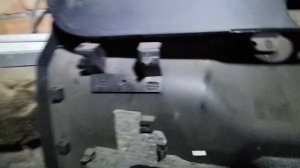 Як зняти задню накладку з дверей багажника. Citroen Grand C4 Picasso