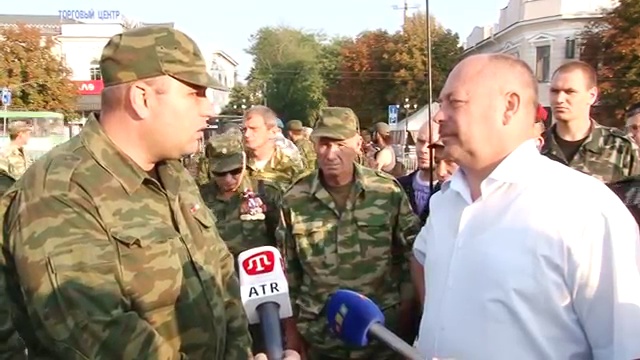 Славноизвестный Самвел затыкает рот ополченцу в Крыму смотреть онлайн