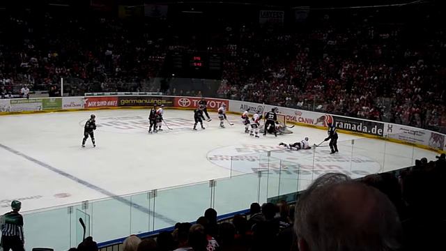 TOR 4:6 (Ciernik 55. Min.) Kölner Haie KEC vs Berliner Eisbären 08.03.2011 смотреть онлайн