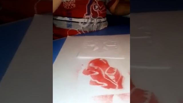 Воздушные фломастеры. Рисуем через трафорет. смотреть онлайн