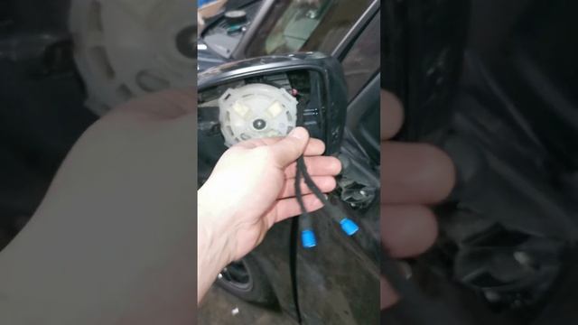 Подогрев зеркал Toyota Tank/Roomy (установка) Москва смотреть онлайн