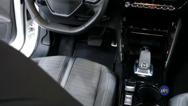 Първи поглед: Peugeot e-208 смотреть онлайн