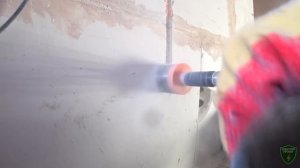 Подрозетник в плитке. Приклеили плитку, а про розетки забыли. До кафеля или после