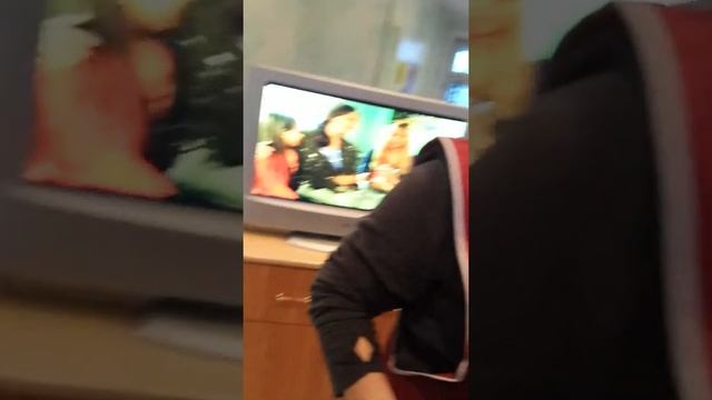 Видеорепортер Ревизия парикмахерской в Павловске смотреть онлайн