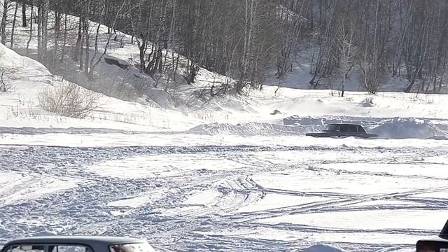 Дрифт на льду. Сухобузимское! смотреть онлайн