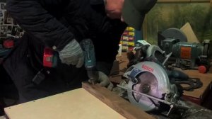 Торцовка из ручной циркулярки. Простая и удобная конструкция за 1 час