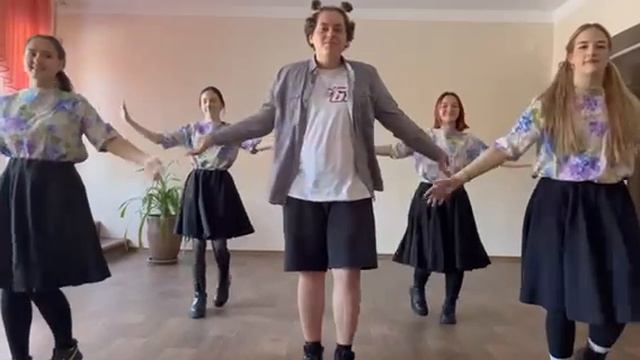 Танец смотреть онлайн