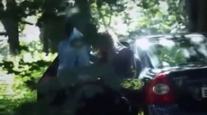 Как жаль, что мы с тобой не вместе.