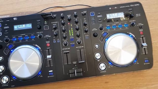 Pioneer XDJ Aero