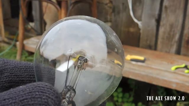 Генератор высокого напряжения из монитора - The Axe Show 2.0 смотреть онлайн