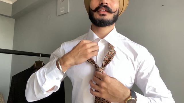 How To Wear Suit Accessories in 2mins | Tie | Pocket Square | Tie-bar смотреть онлайн