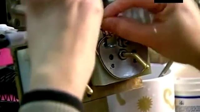 Как делают металлические оправы для очков