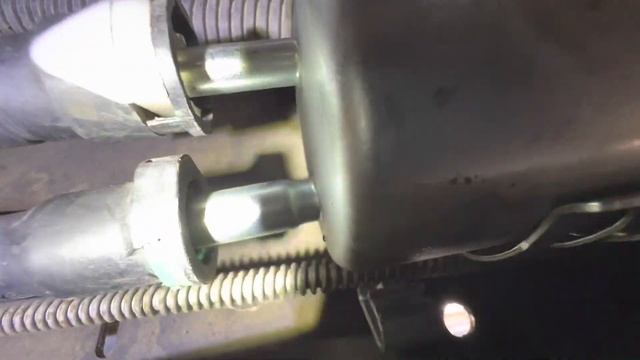 Changing the fuel filter in your 2000 ford ranger xlt with a 3L v6 смотреть онлайн