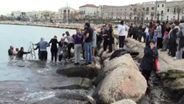 ❻ 19 ЯНВАРЯ 2016 БОГОЯВЛЕНИЕ. КРЕЩЕНИЕ ГОСПОДНЕ В БАРИ, ИТАЛИЯ смотреть онлайн