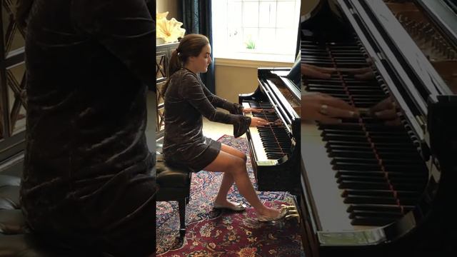 Lilly Stanton playing beethoven moonlight sonata movement 3 смотреть онлайн