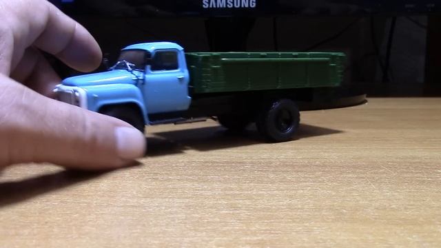Автолегенды СССР Грузовики ГАЗ 53 12 №48