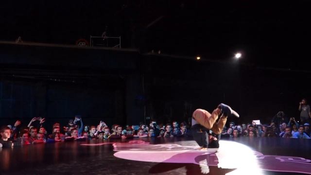 Red Bull BC One Russian Cypher 2014, Moscow - Judge 1 смотреть онлайн