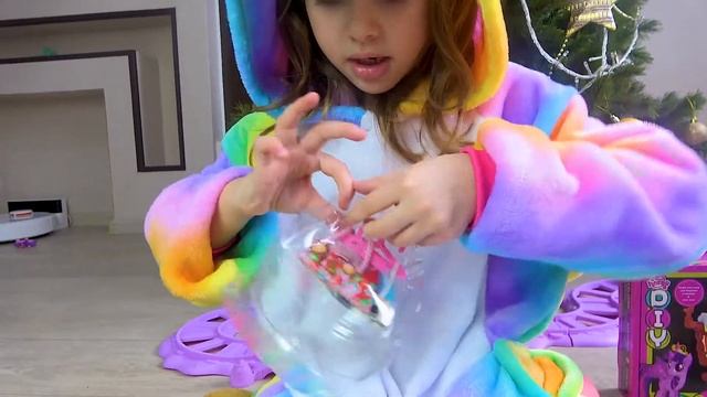 Фея и добрые новогодние истории для детей про новогодние подарки / Диана Супер Лайк смотреть онлайн