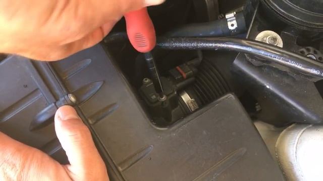 HOW TO REPLACE MAF SENSOR ON BMW E90 E91 E92 E93