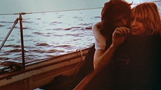 Inside Christine McVie's Relationship With Dennis Wilson смотреть онлайн