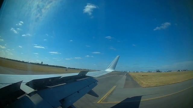 Boeing 737-800 Ryanair Landing at Copenhagen Kastrup Airport EKCH смотреть онлайн