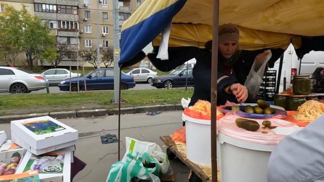 Цены радуют глаза. Обзор рынка в Киеве смотреть онлайн
